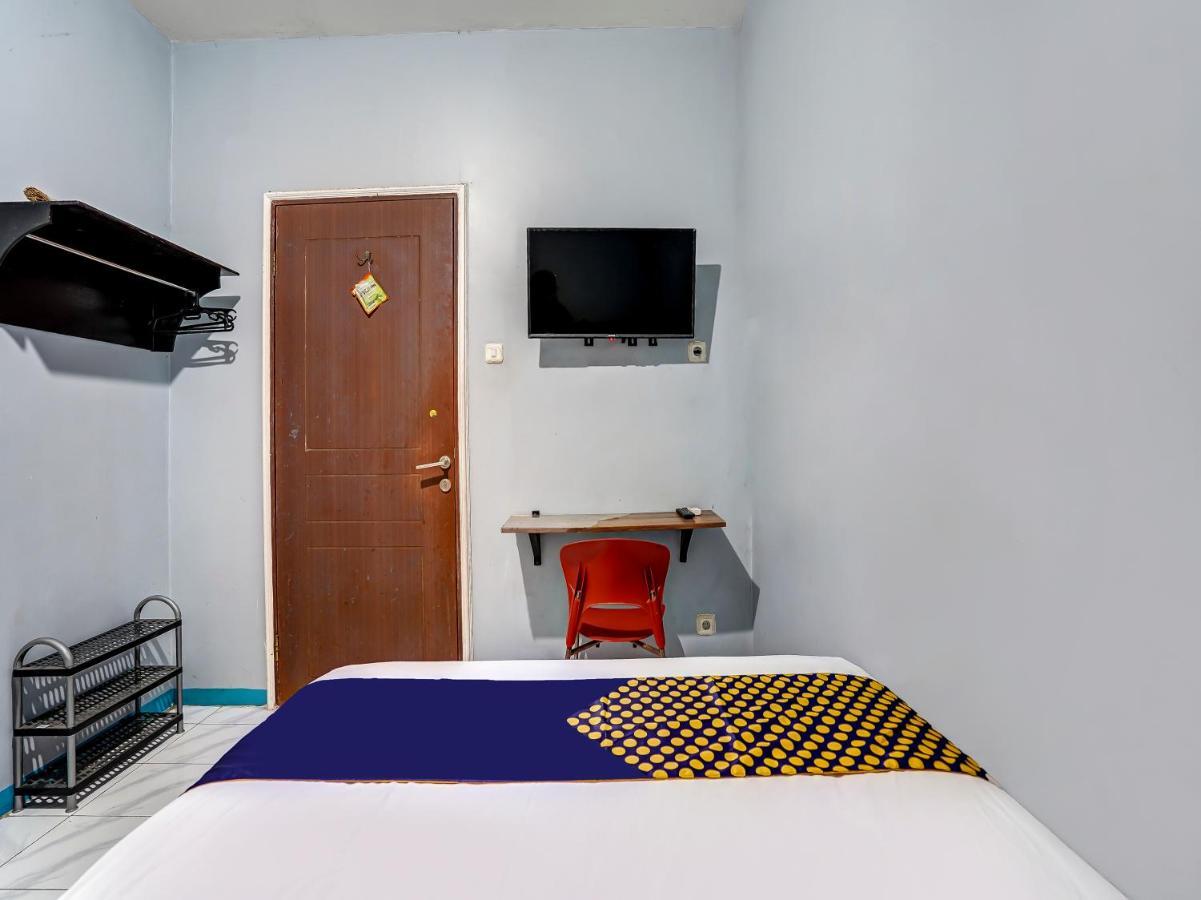 Spot On 90147 Gosepa Ambengan Plaza Hotell Surabaya Exteriör bild
