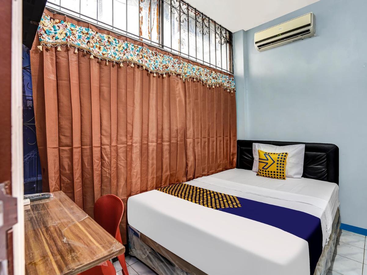 Spot On 90147 Gosepa Ambengan Plaza Hotell Surabaya Exteriör bild